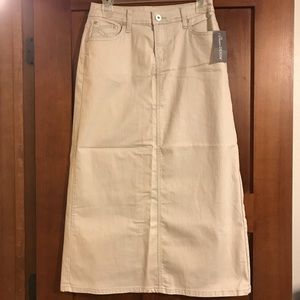 NWT Christopher & Banks Khaki Denim Skirt Size 4